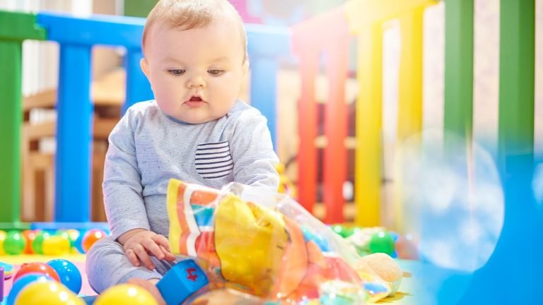 The Pros and Cons of Different Baby Playpens