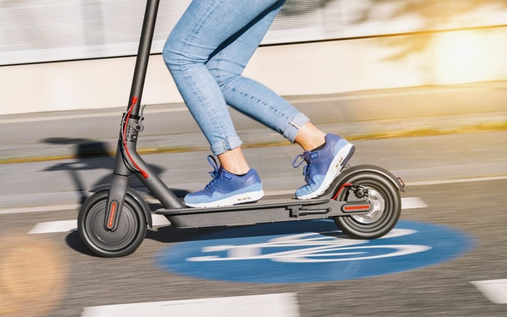 Essential Safety Features When Choosing Electric Scooters